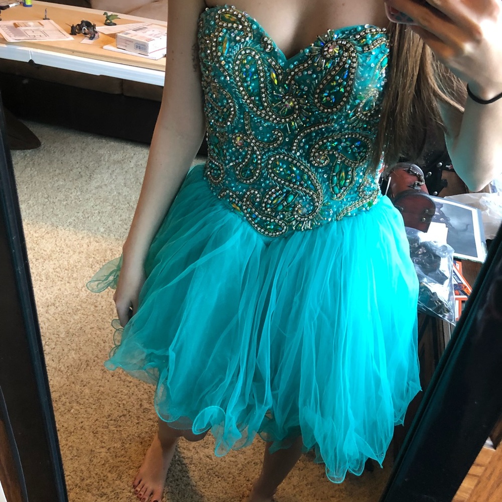 Teal Sherri Hill Prom Dress